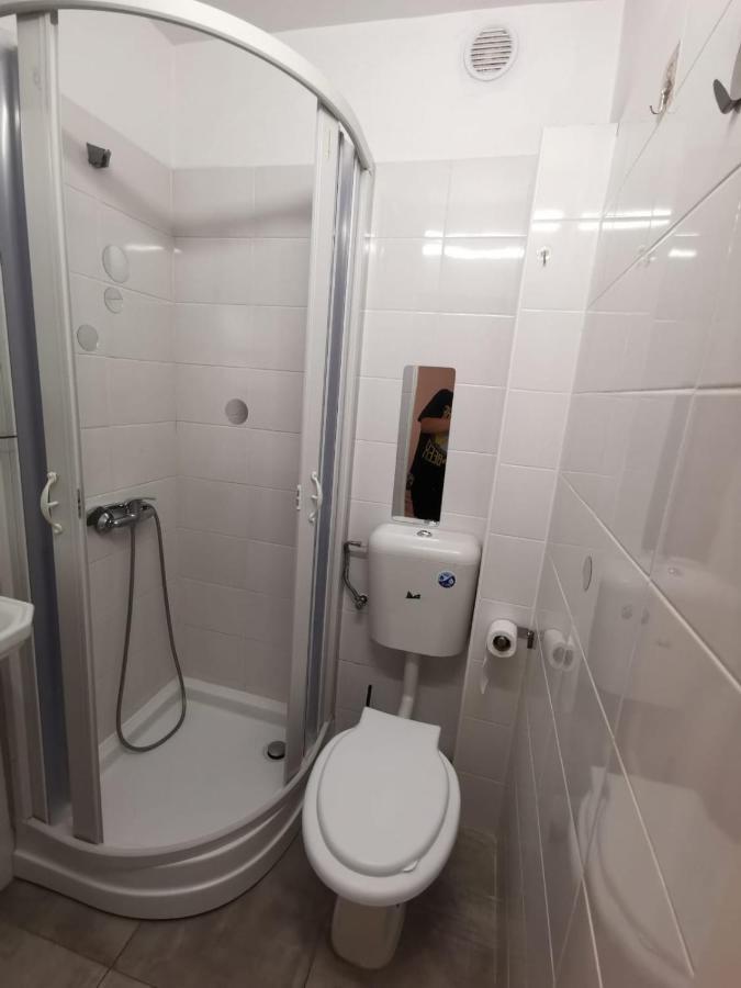 Holidays Inn Studio Bukarest Kültér fotó